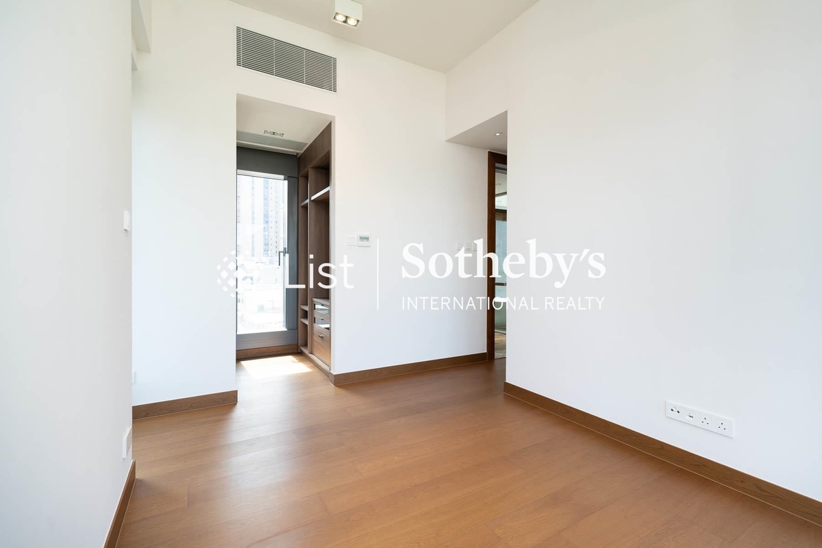 University Heights 大學閣 |  Master Bedroom