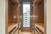 University Heights 大學閣 | Walk-in Closet in Master Bedroom