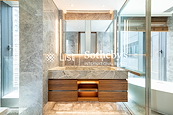 University Heights 大學閣 | Master Bathroom
