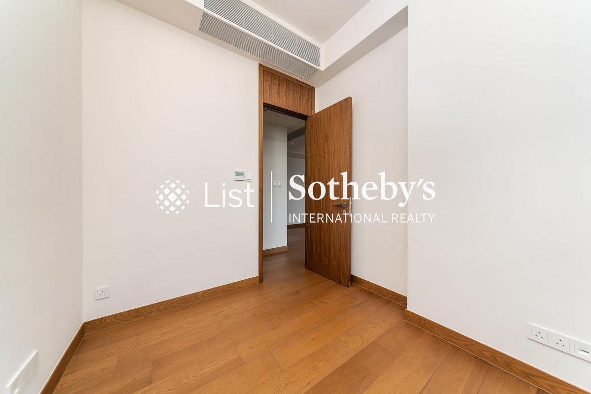 University Heights 大学阁 | Second En-suite Bedroom