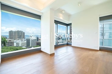 University Heights 大學閣 | 