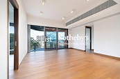 University Heights 大学阁 | Living and Dining Room