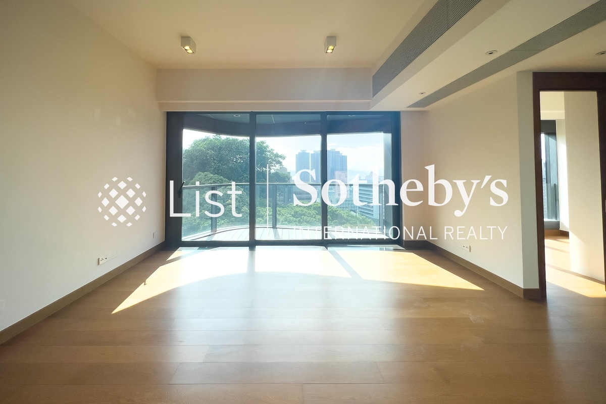 University Heights 大學閣 | Living and Dining Room