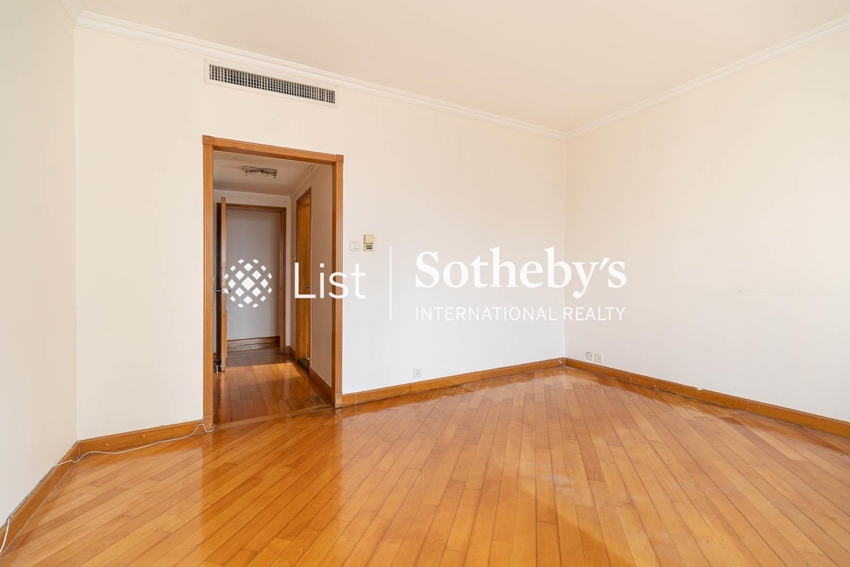 Serene Court 秀麗閣 | Master Bedroom