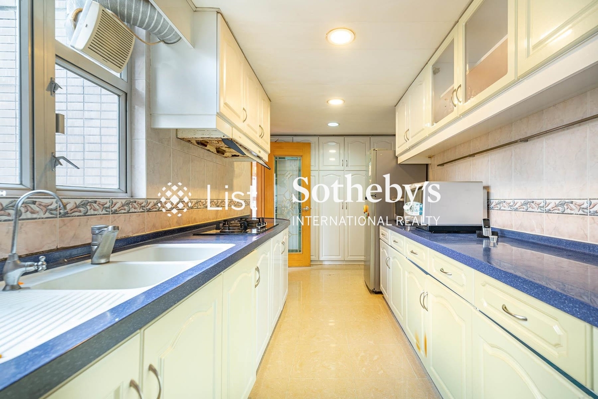 Serene Court 秀麗閣 | Kitchen