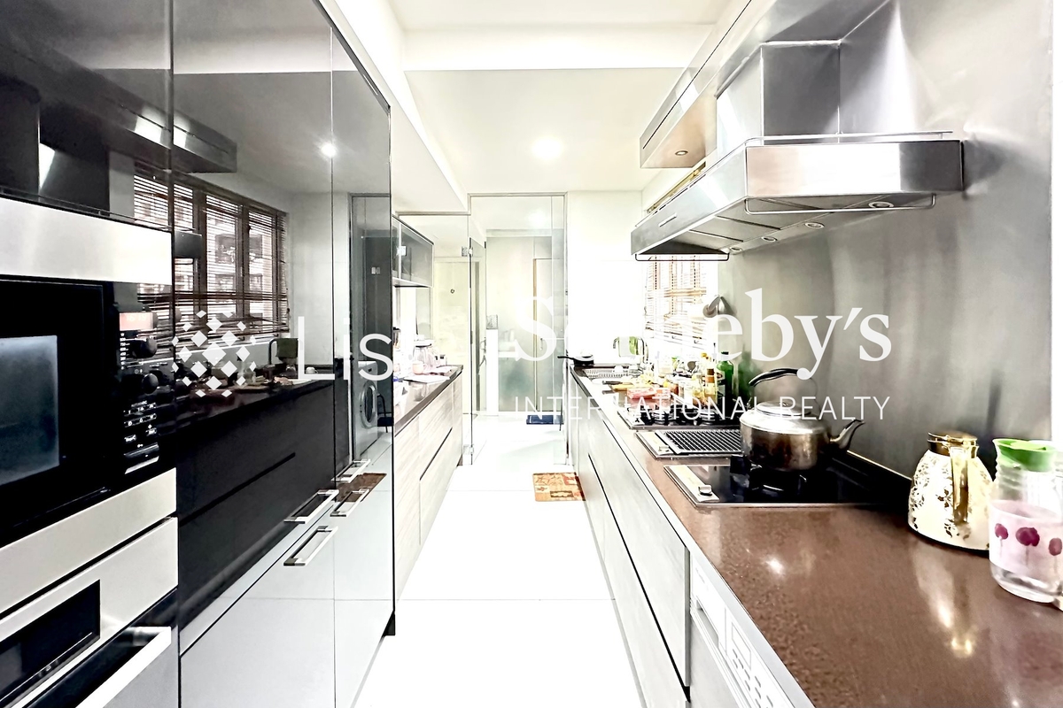 Serene Court 秀麗閣 | Kitchen