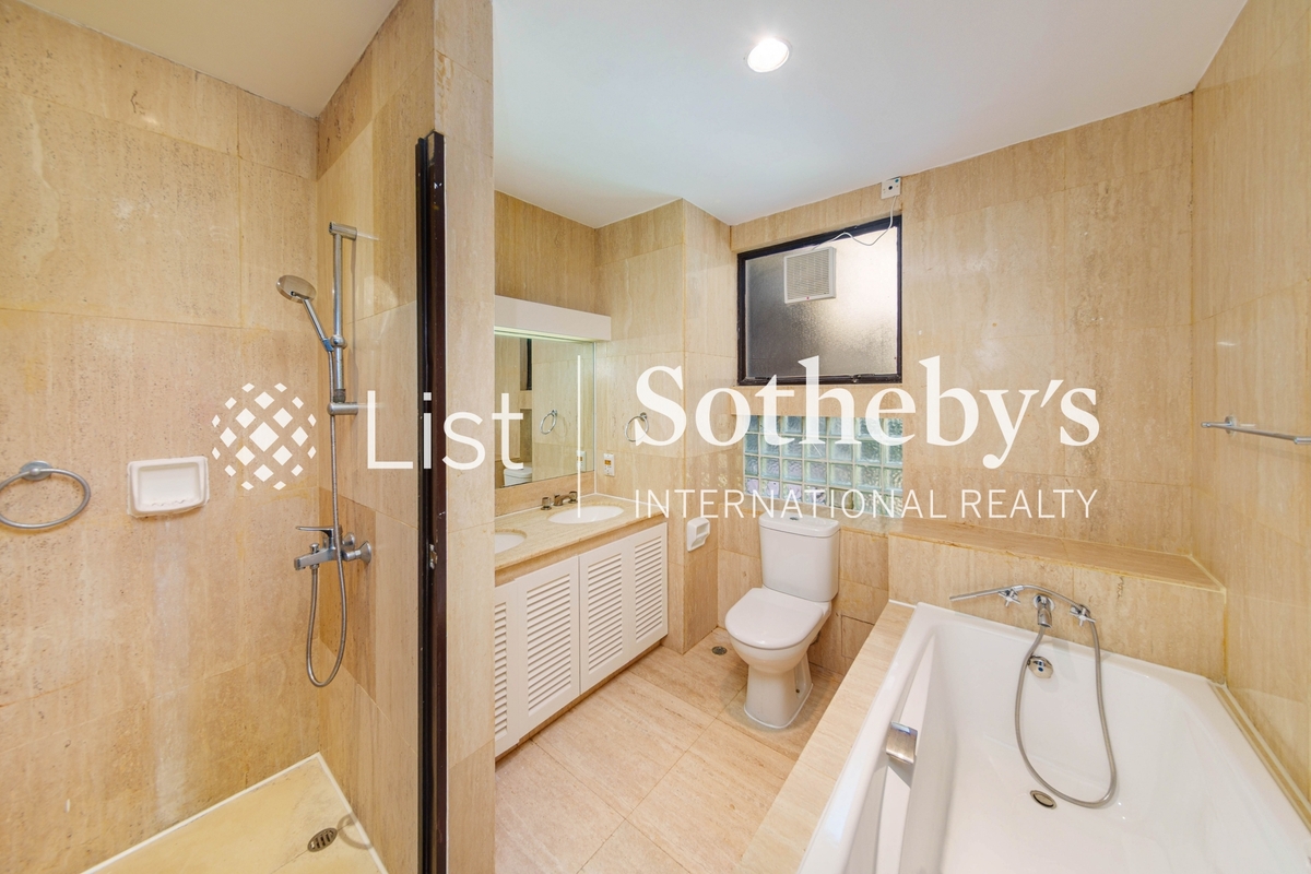 6 Headland Road 赫蘭道6號 | Master Bathroom