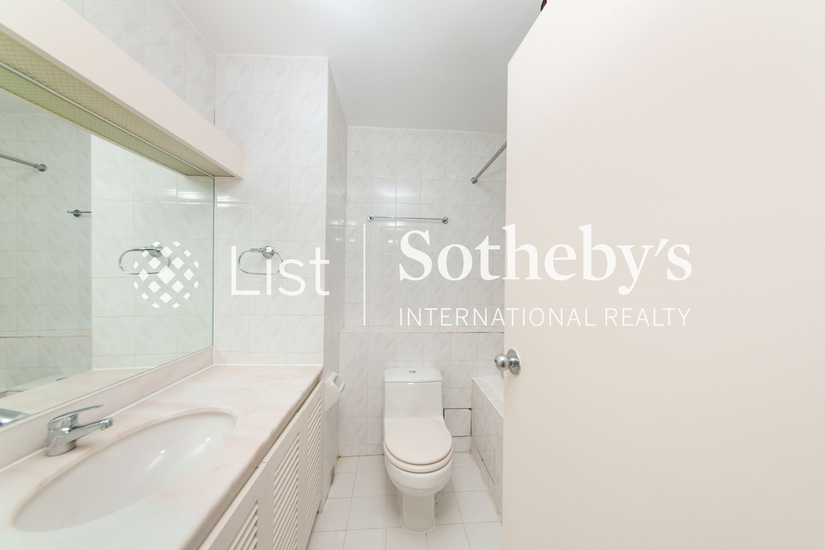 6 Headland Road 赫蘭道6號 | Second En-suite Bathroom