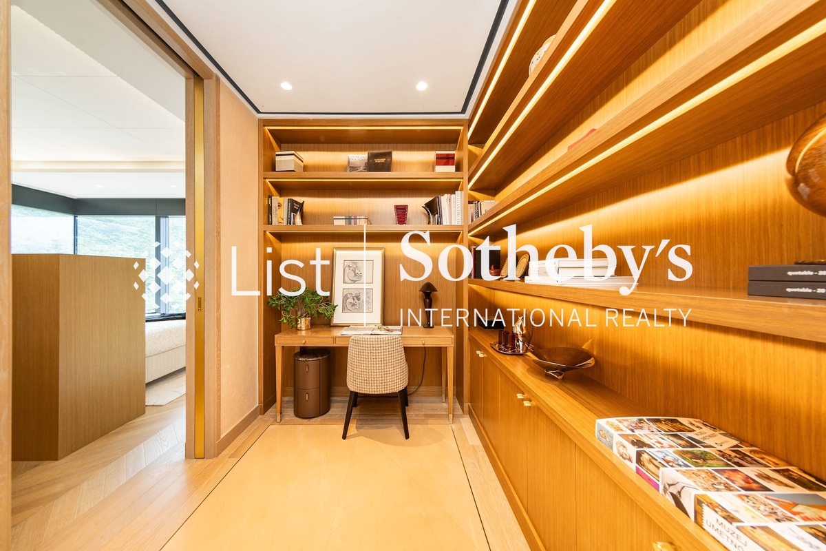 Dukes Place 皇第 | Study Room