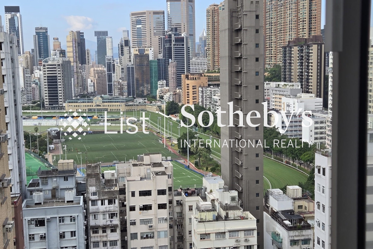 Horace Court 愉寶大廈 | View from bedroom