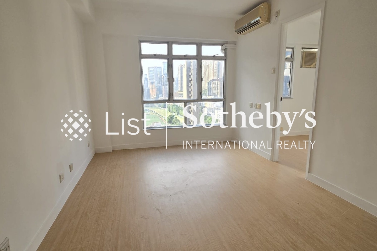 Horace Court 愉寶大廈 | Living Room