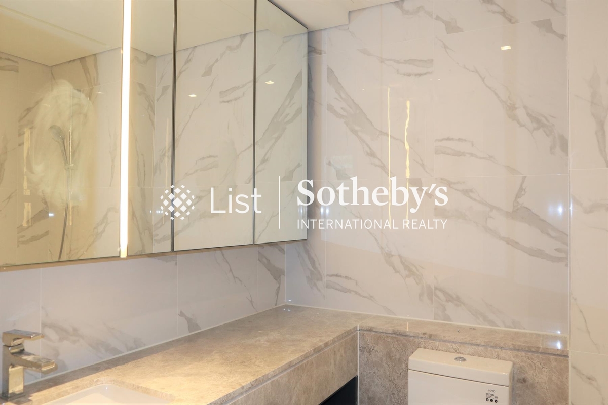 St. Joan Court 勝宗大廈 | Master Bathroom