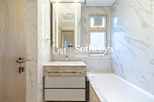 St. Joan Court 胜宗大厦 | Guest Bathroom