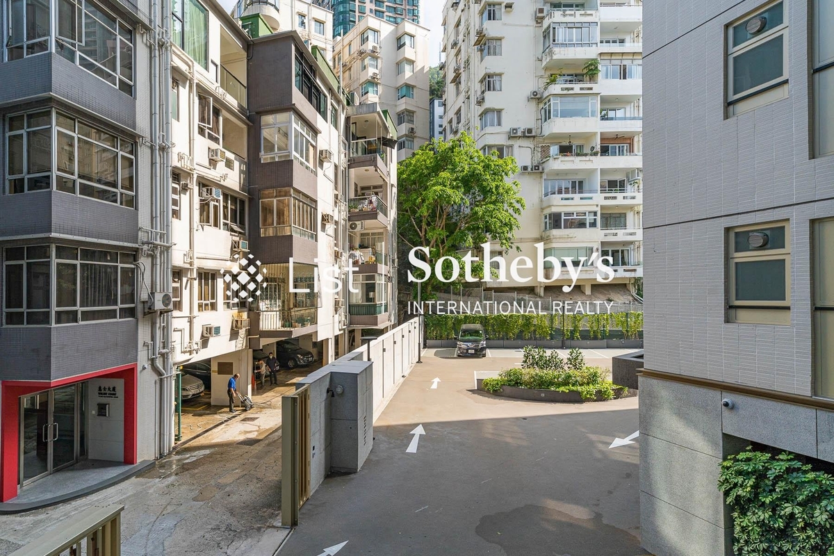 St. Joan Court 勝宗大廈 | View from Living and Dining Room