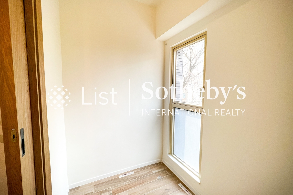 St. Joan Court 勝宗大廈 | Dressing Area in Master Bedroom 