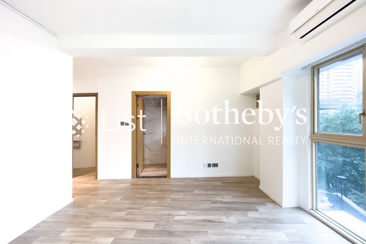 St. Joan Court 勝宗大廈 | Living and Dining Room