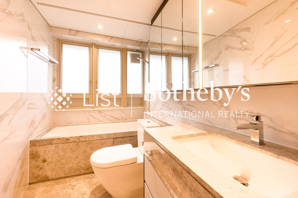 St. Joan Court 勝宗大廈 | Master Bathroom