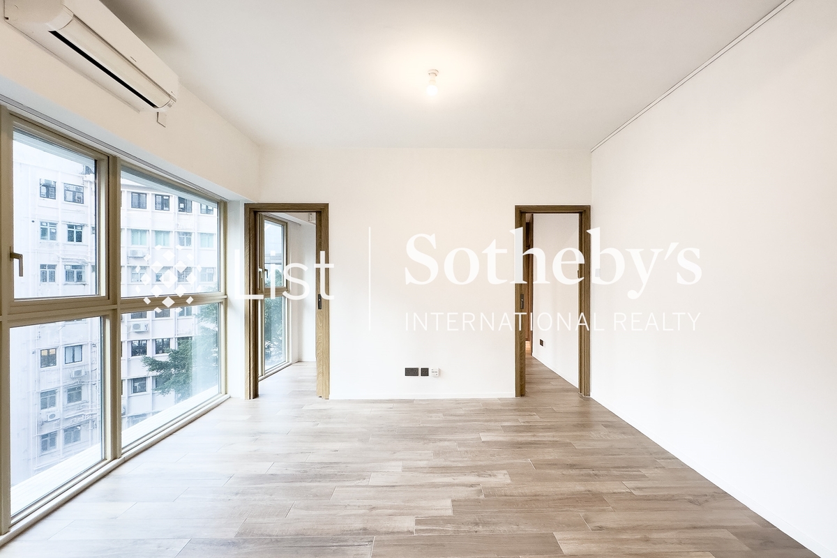 St. Joan Court 勝宗大廈 | Living and Dining Room