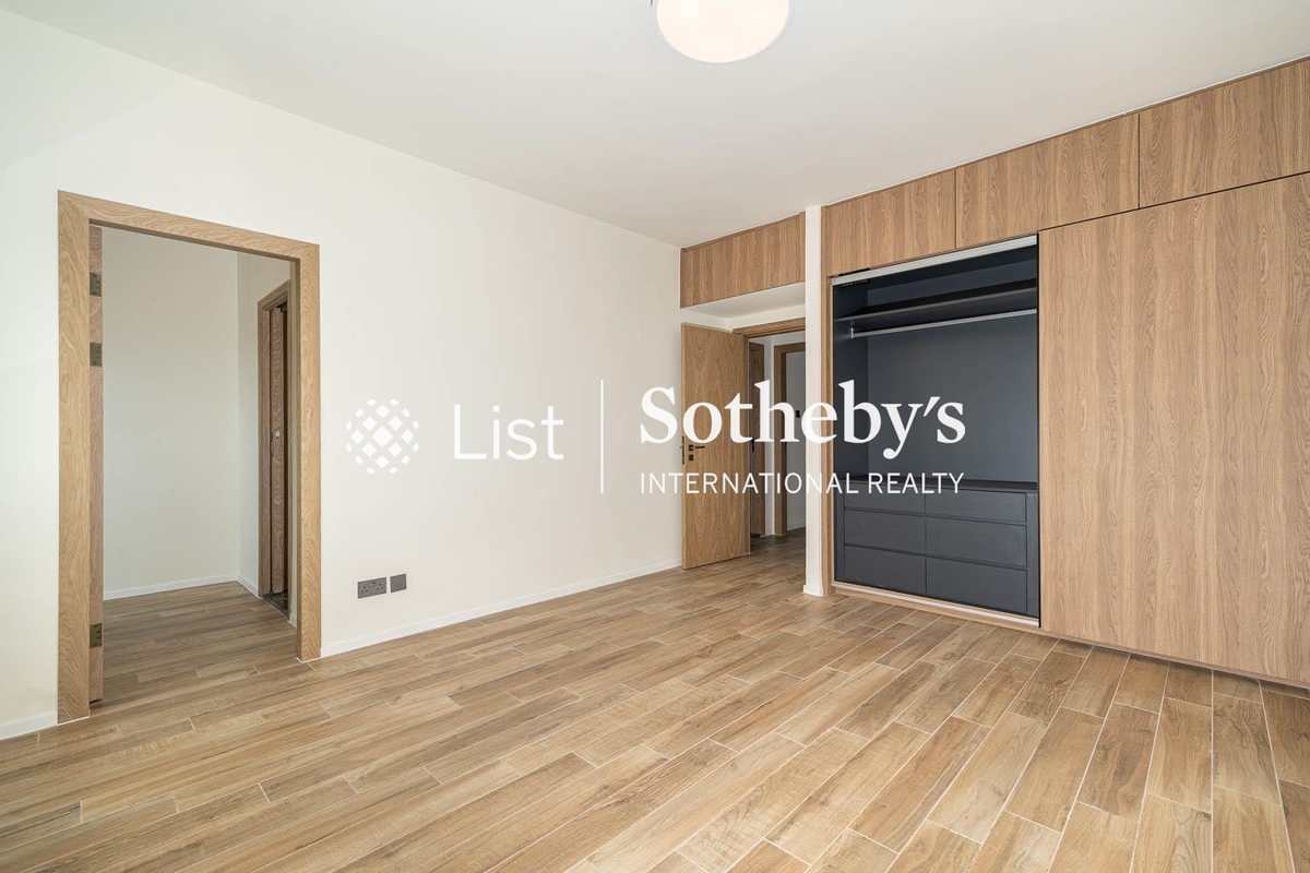 St. Joan Court 勝宗大廈 | Built-in Wardrobe in Master Bedroom