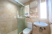 Hoover Towers 海華苑 | Guest Bathroom