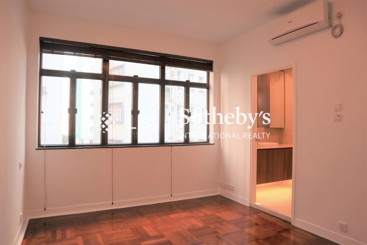 No. 2D Shiu Fai Terrace 肇輝臺 2D 號 | Master Bedroom
