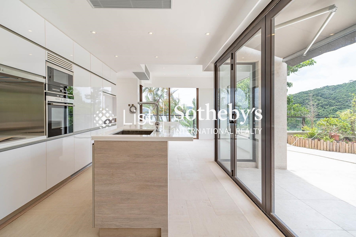 Silverstrand Villas 銀灣別墅 | Kitchen