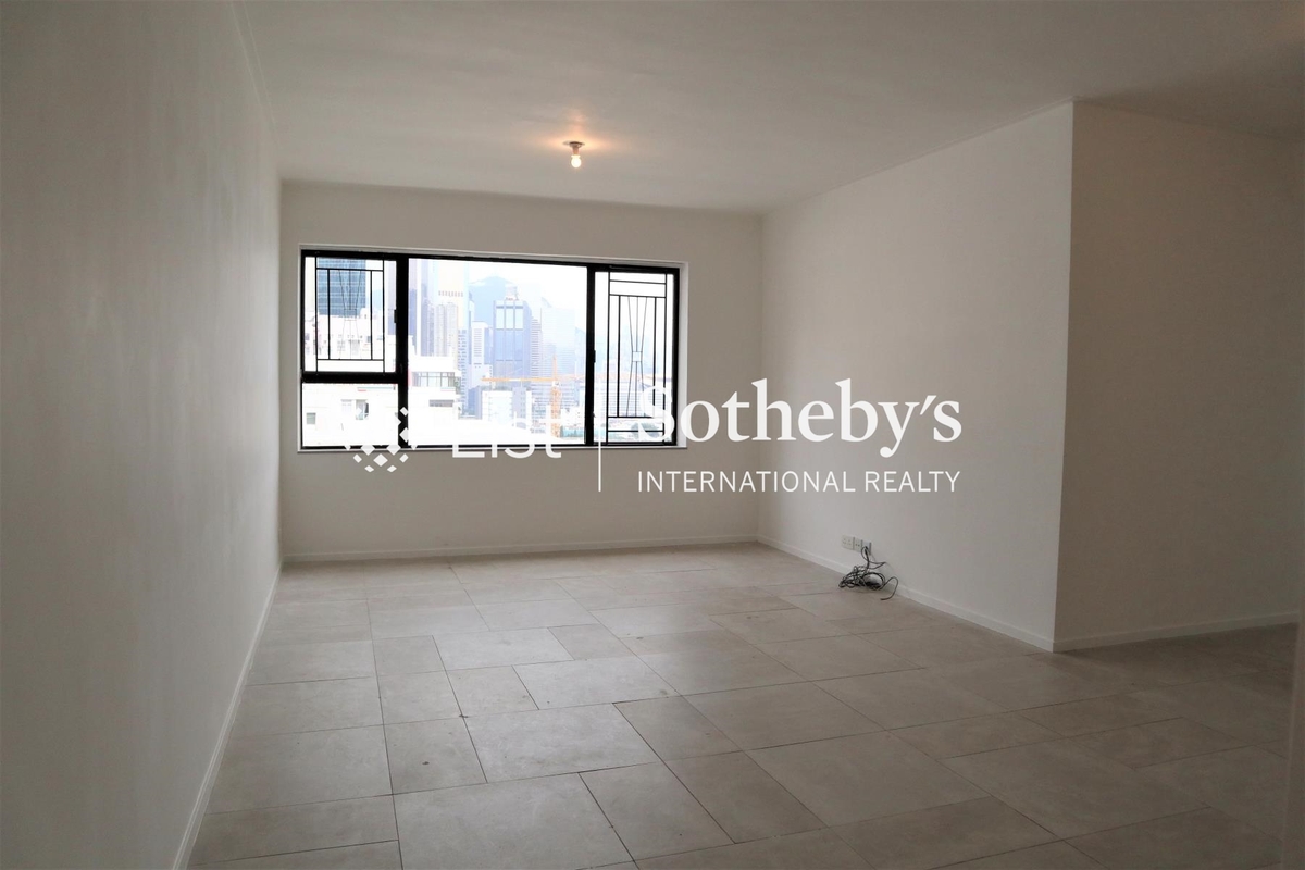 Highland Mansion 海倫大廈 | Living and Dining Room