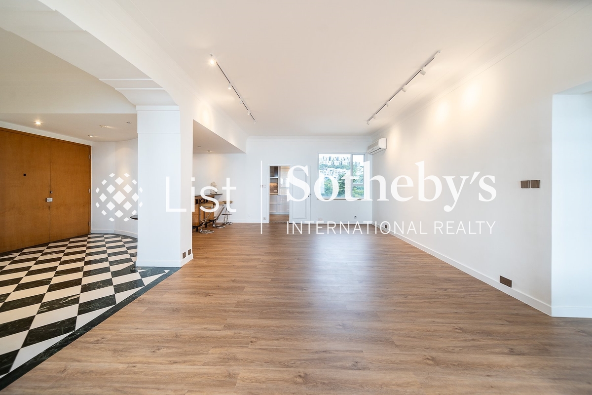 La Hacienda La Hacienda | Living and Dining Room