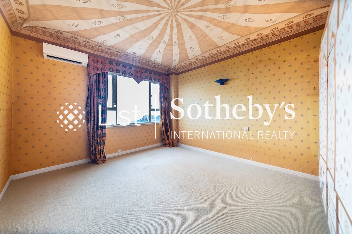 La Hacienda La Hacienda | Third Bedroom