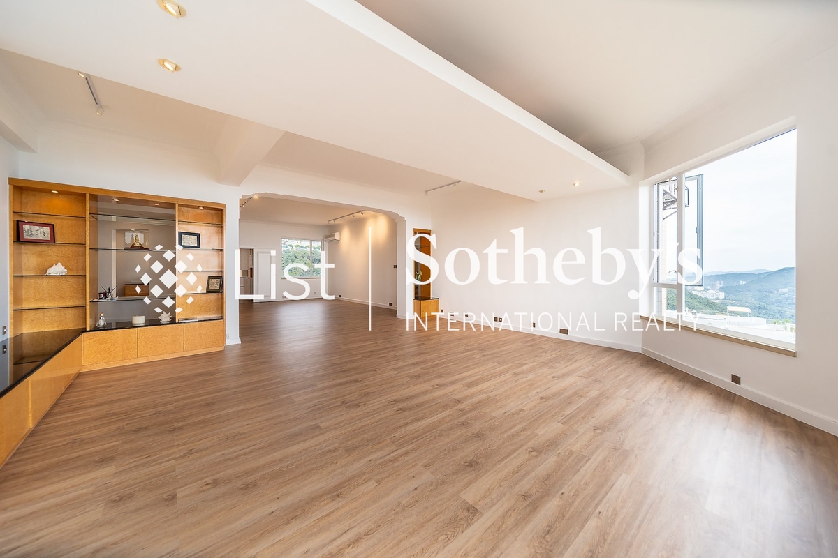 La Hacienda La Hacienda | Living and Dining Room