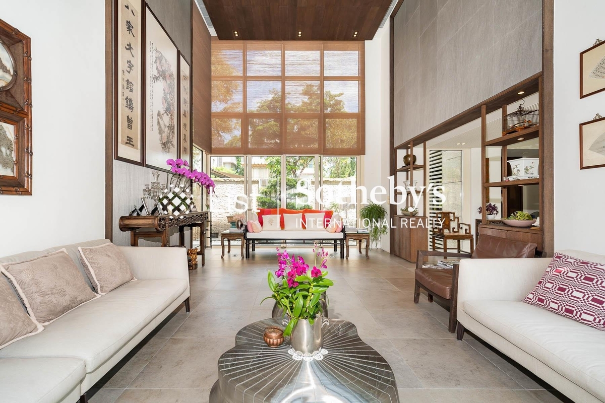 St. Andrews Place St. Andrews Place | Living Room