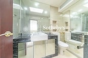 Marina Cove 匡湖居 | Third En-suite Bathroom