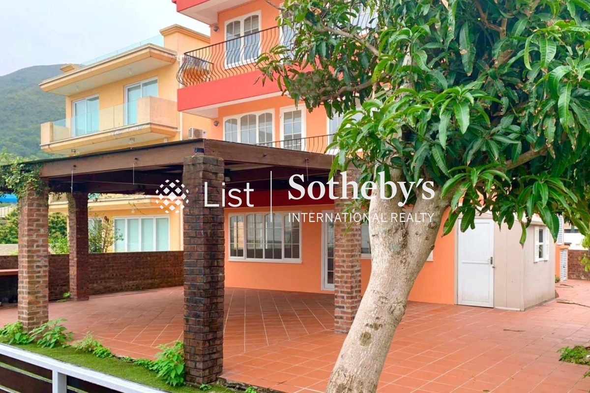 No. 100 Tai Hang Hau 大坑口100號 | Private Garden off Living Room