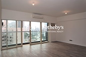 St. Joan Court 勝宗大廈 | Living and Dining Room
