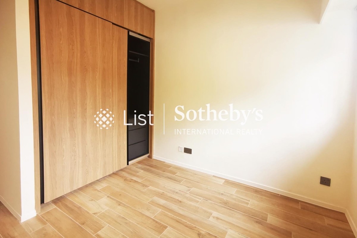 St. Joan Court 勝宗大廈 | Third Bedroom