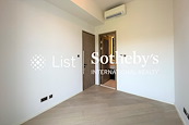 Mount Pavilia 傲瀧 | Second En-suite Bedroom