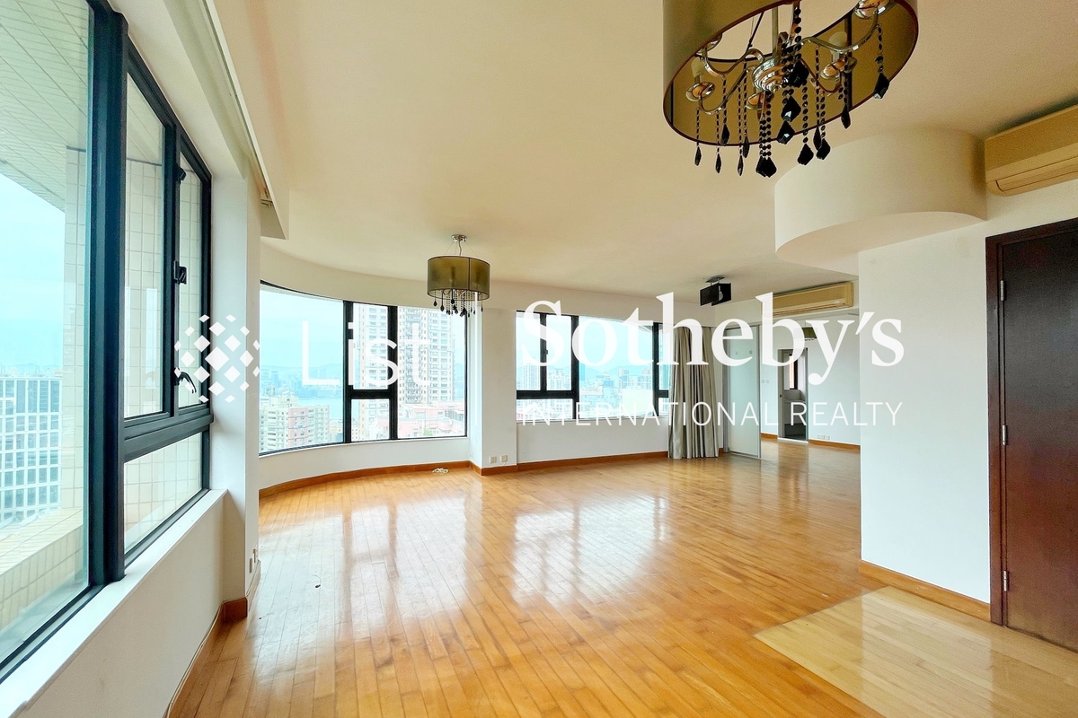 Scenic Lodge 怡晴軒 | Living and Dining Room