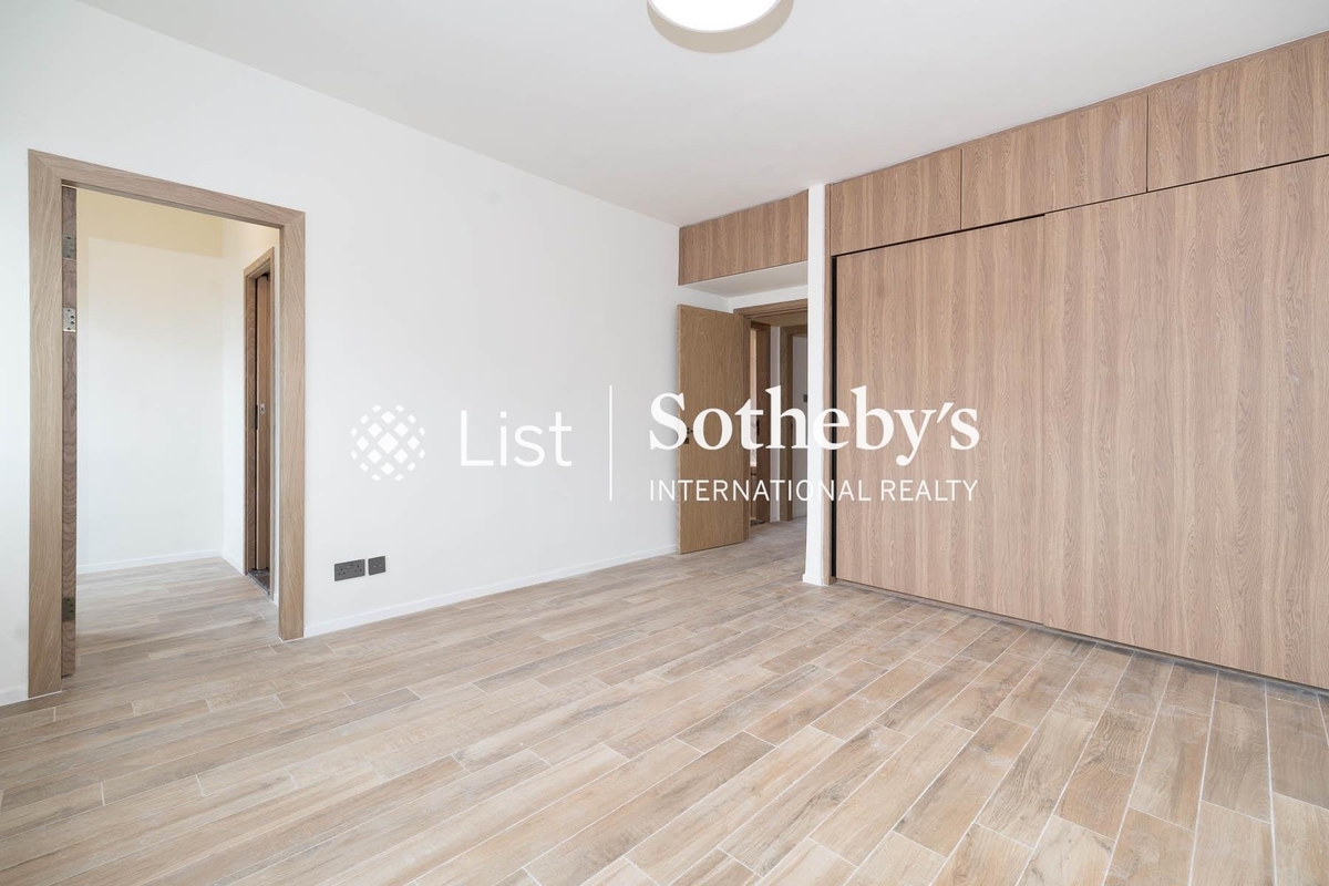 St. Joan Court 胜宗大厦 | Master Bedroom