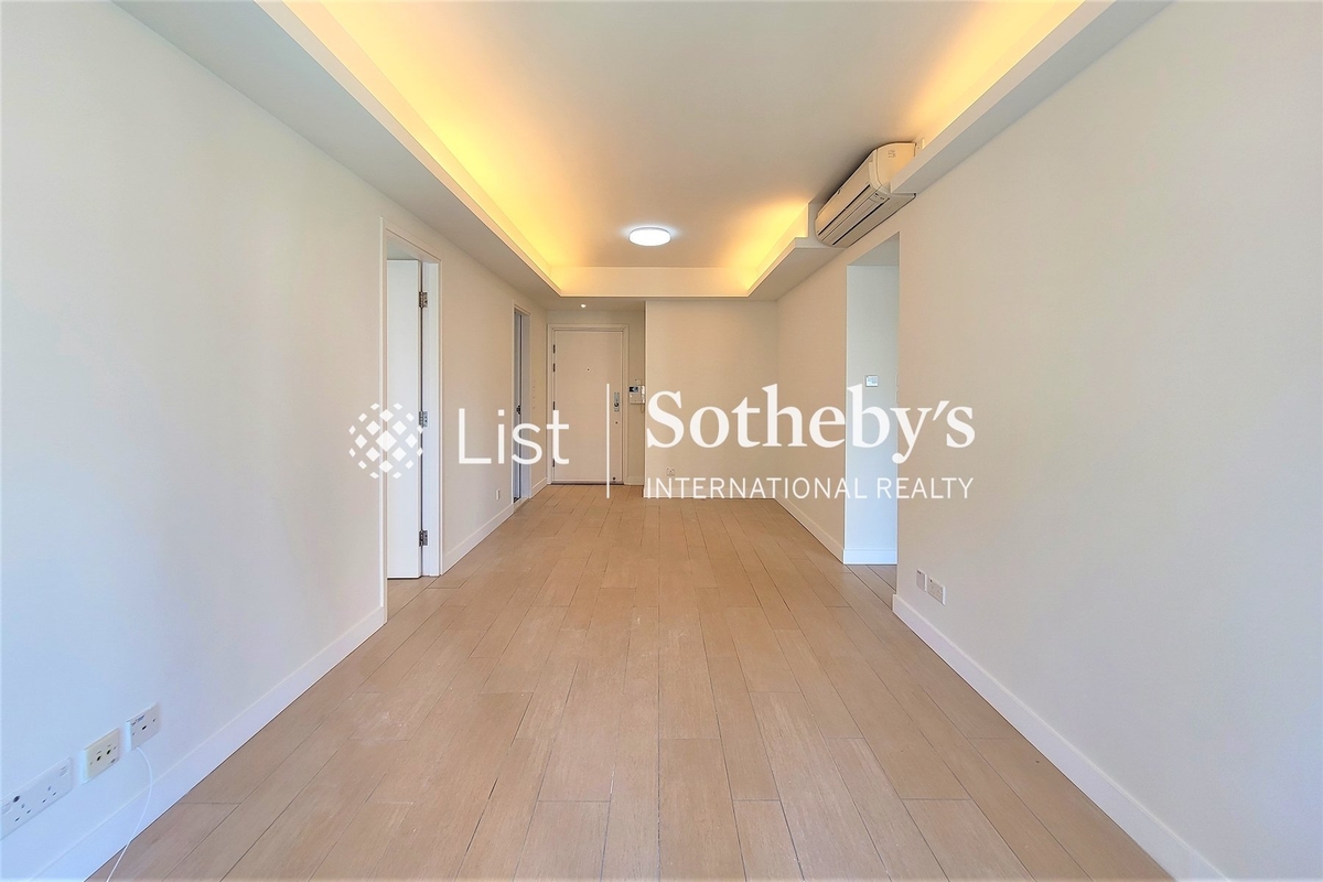 Po Wah Court 寶華閣 | Living and Dining Room