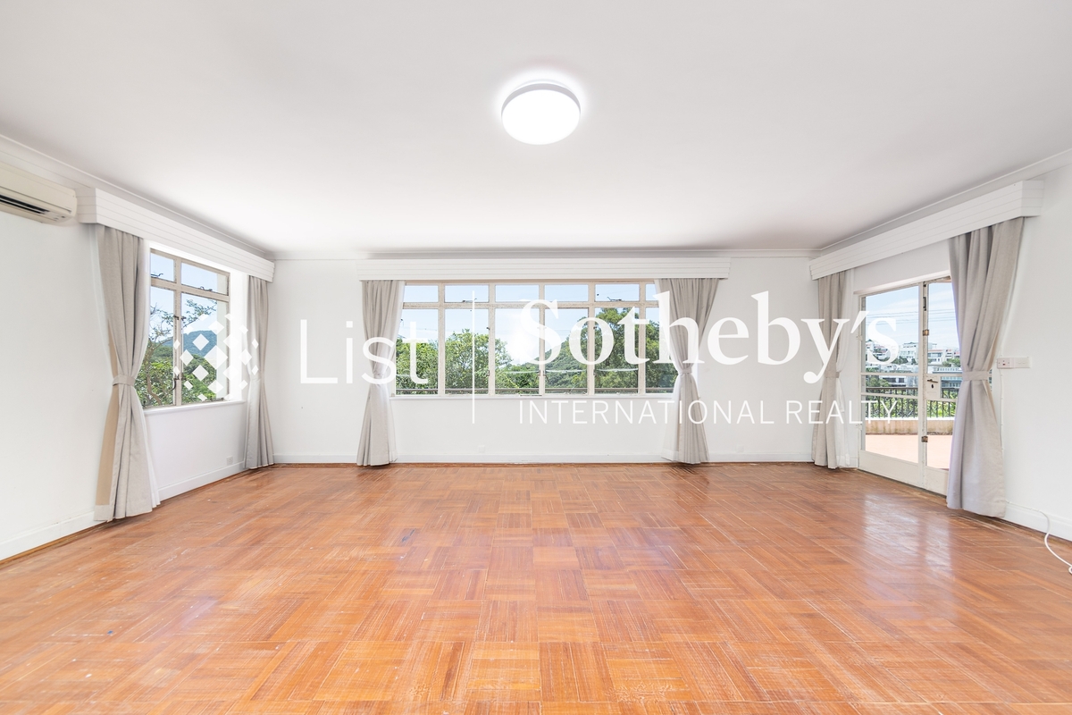 Customs Pass 飛鵝山莊 | Master Bedroom