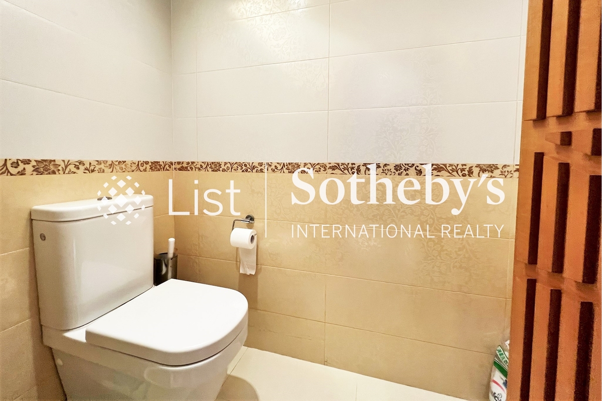 Villa Pergola 百高別墅 | Guest Powder Room