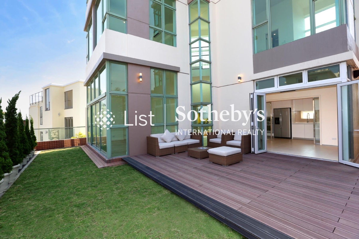 Shek O Headland Road 石澳山仔路 | Private Garden off Living and Dining Rooms