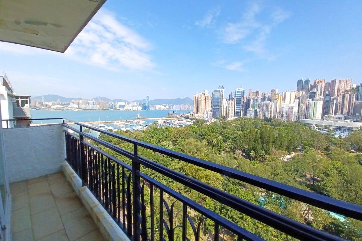 Chesterfield Mansion 東寧大廈 | Balcony off Living and Dining Room
