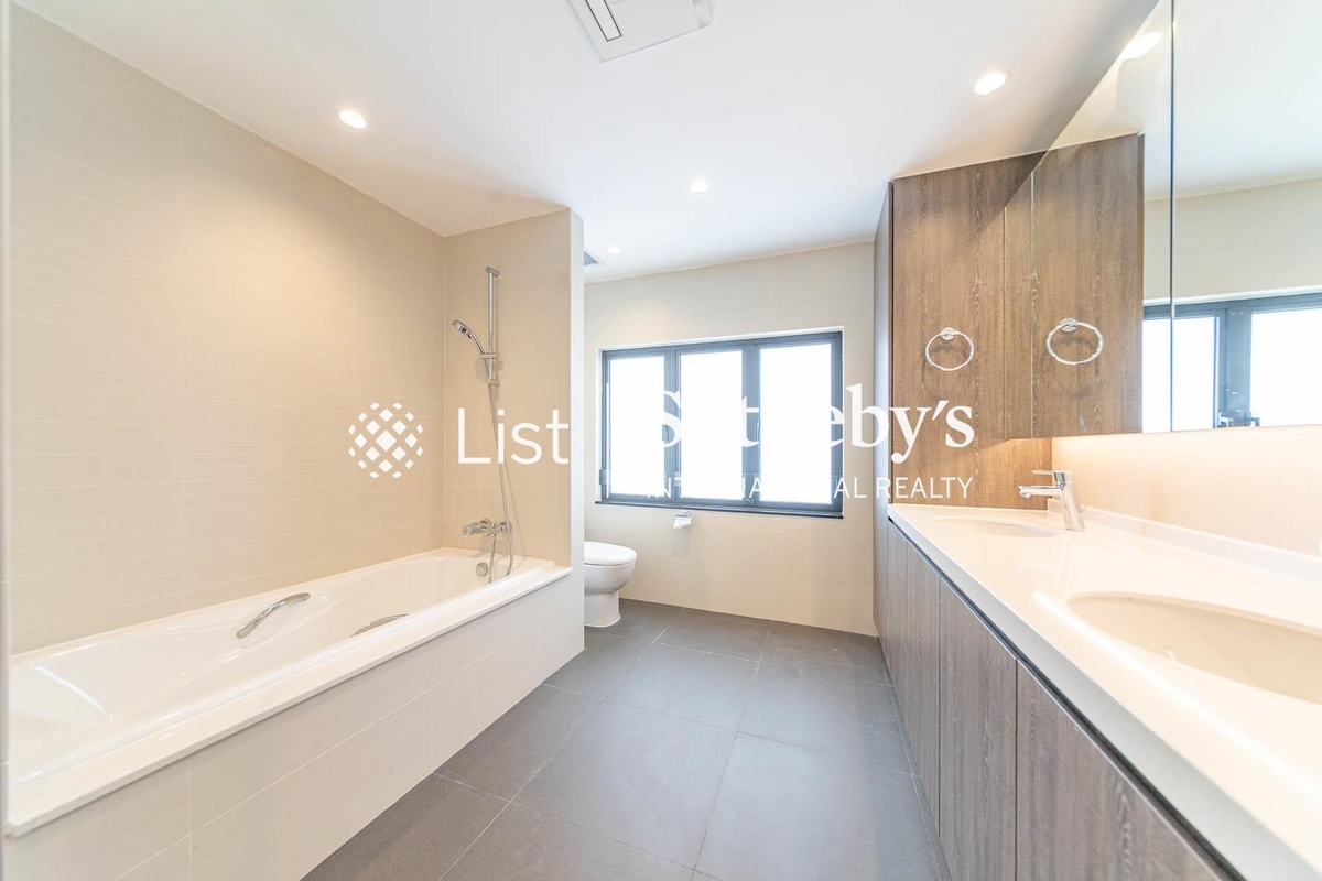Undercliff 种植道47-49号 | Master Bathroom
