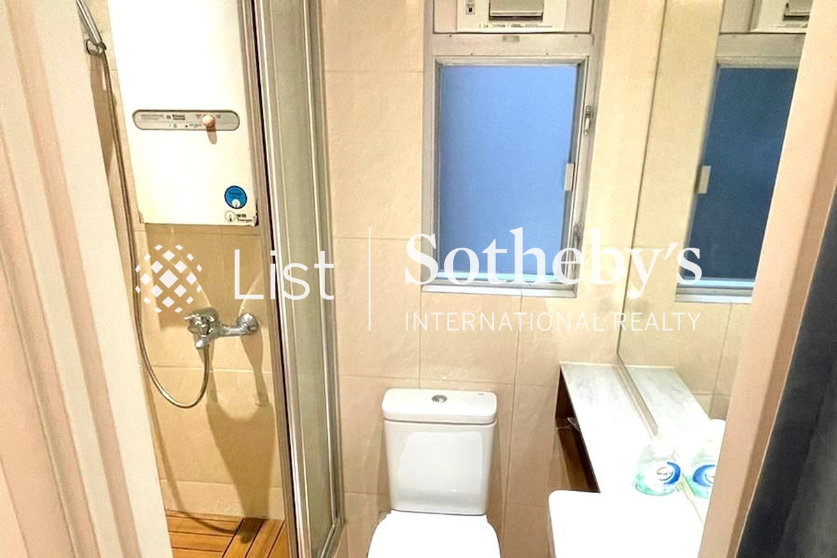 Flora Court 富萊閣 | Bathroom