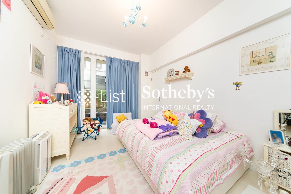 Dragon Lake Villa 龍湖別墅 | Third En-suite Bedroom