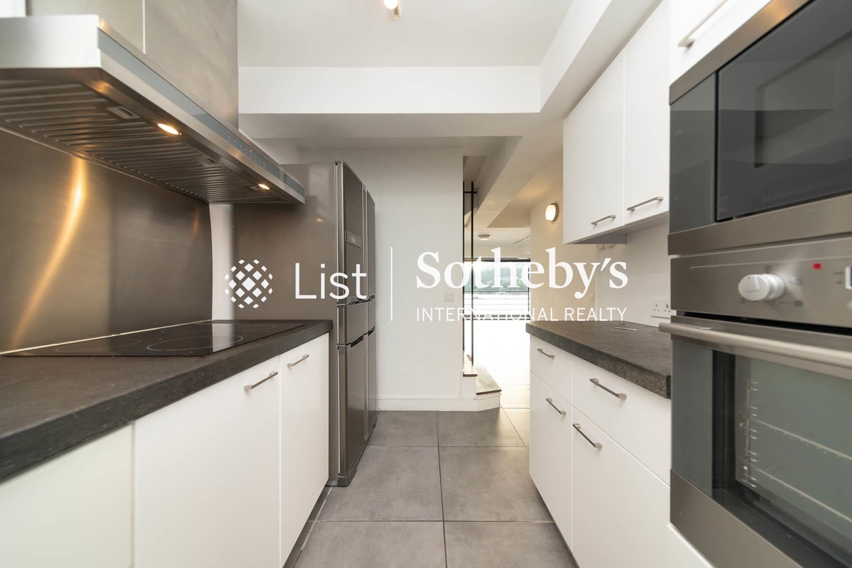 No. 70 Che Keng Tuk Road 輋徑篤路 70號 | Open Kitchen