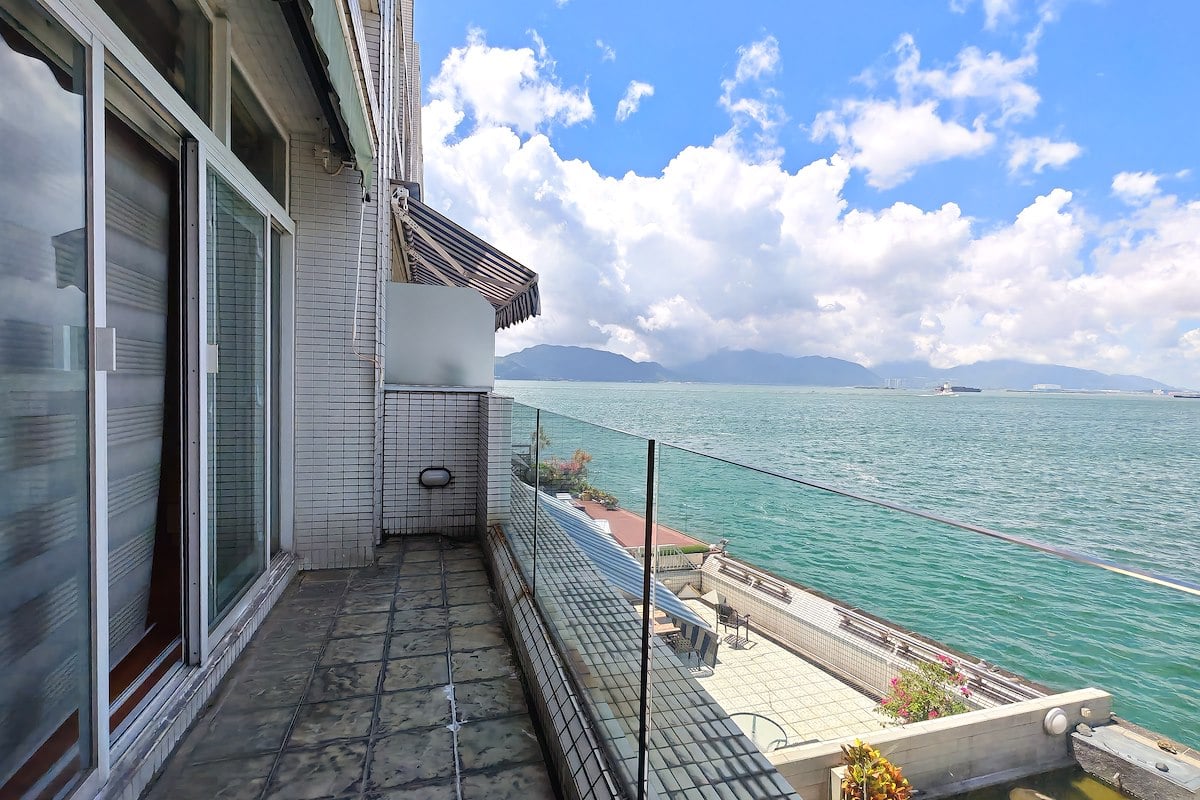 Aqua Blue 浪涛湾 | Balcony off Master Bedroom