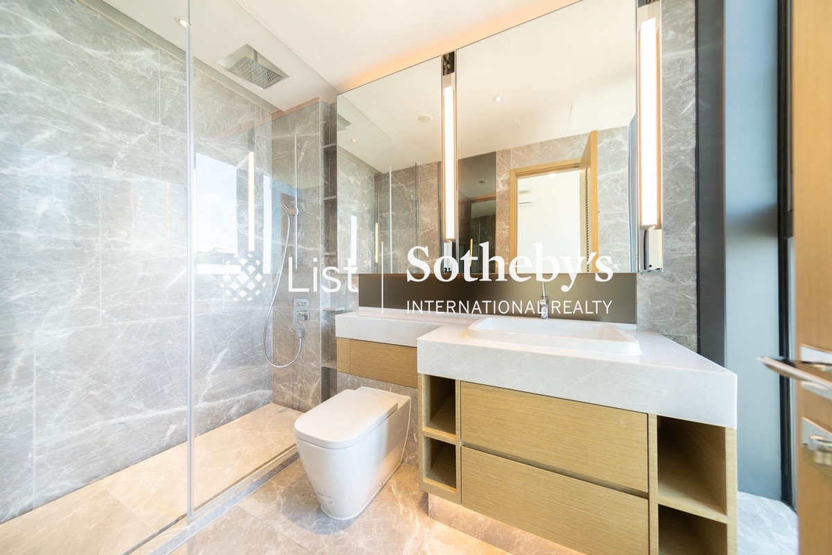 Double Cove 迎海 | Third En-suite Bathroom