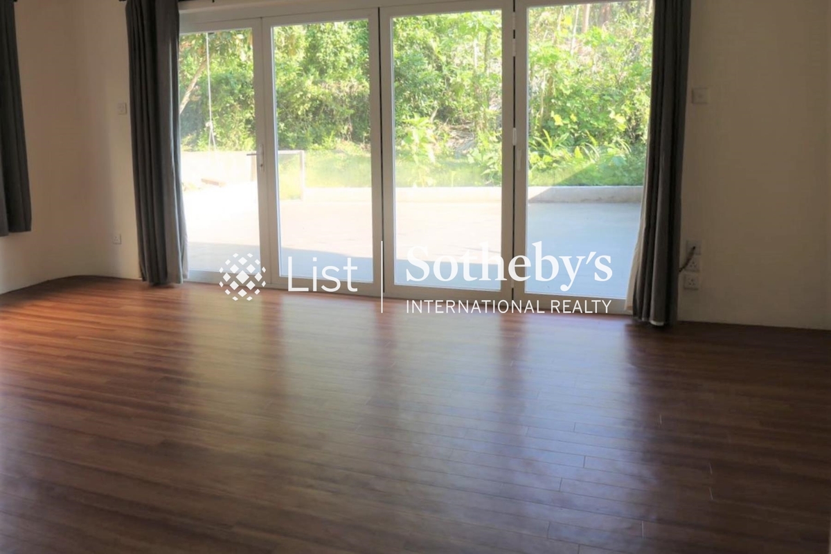 Jade Villa 璟瓏軒 | Living and Dining Room